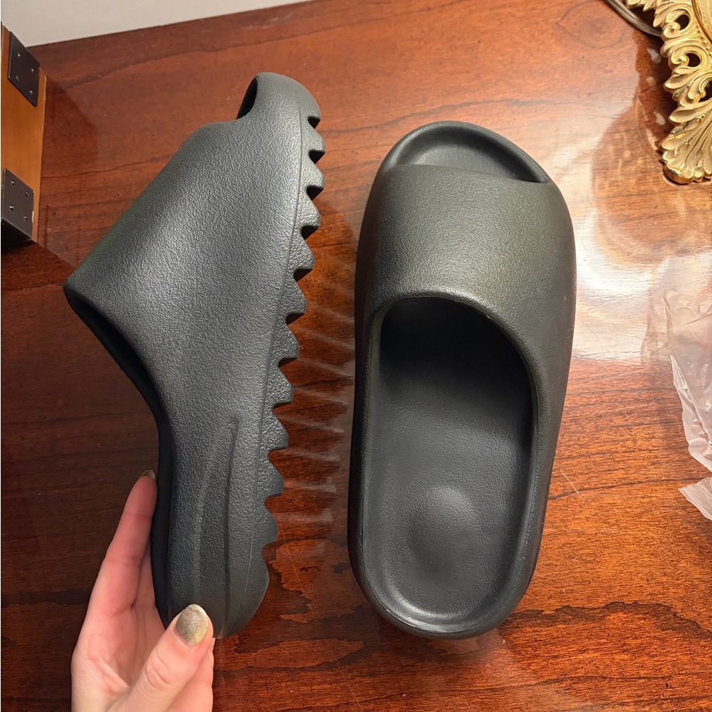 Black Foam Slide Sandals - Picture 2 of 4